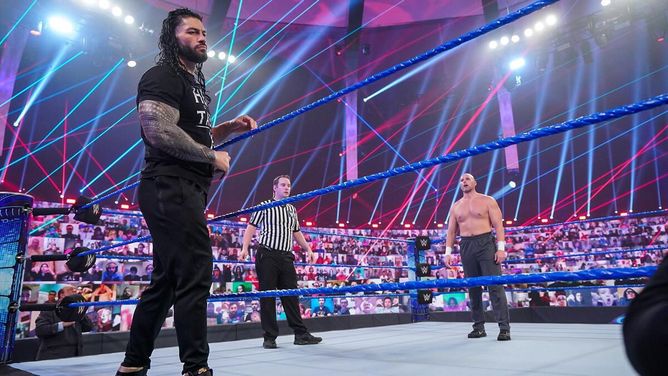 WWE ऑफिशियल ने Roman Reigns द्वारा हालत खराब होने के पल को किया याद, शेयर की खास फोटो
