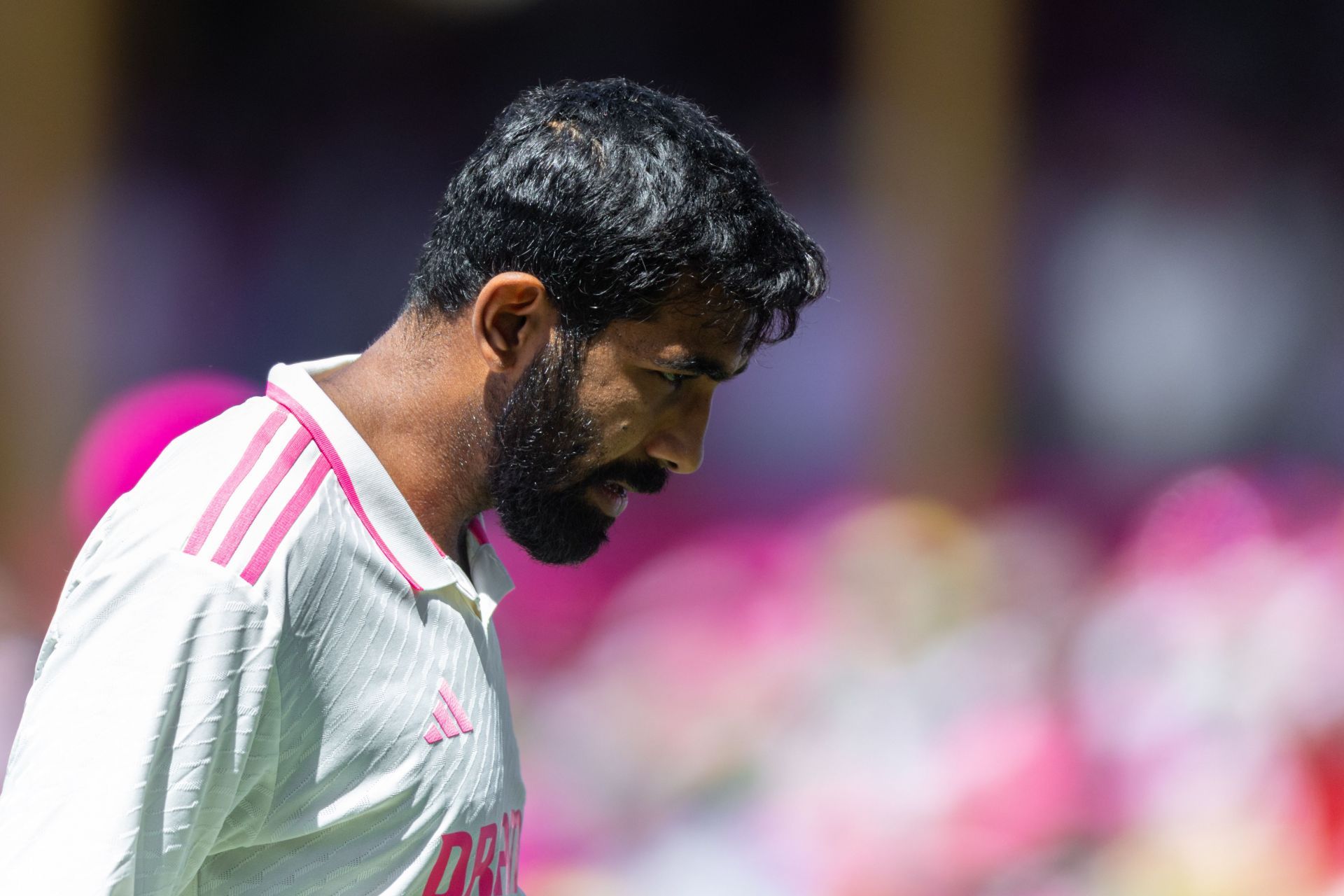 Jasprit Bumrah suffered back spasms during the BGT 2024-25 final Test. [P/C: Getty]