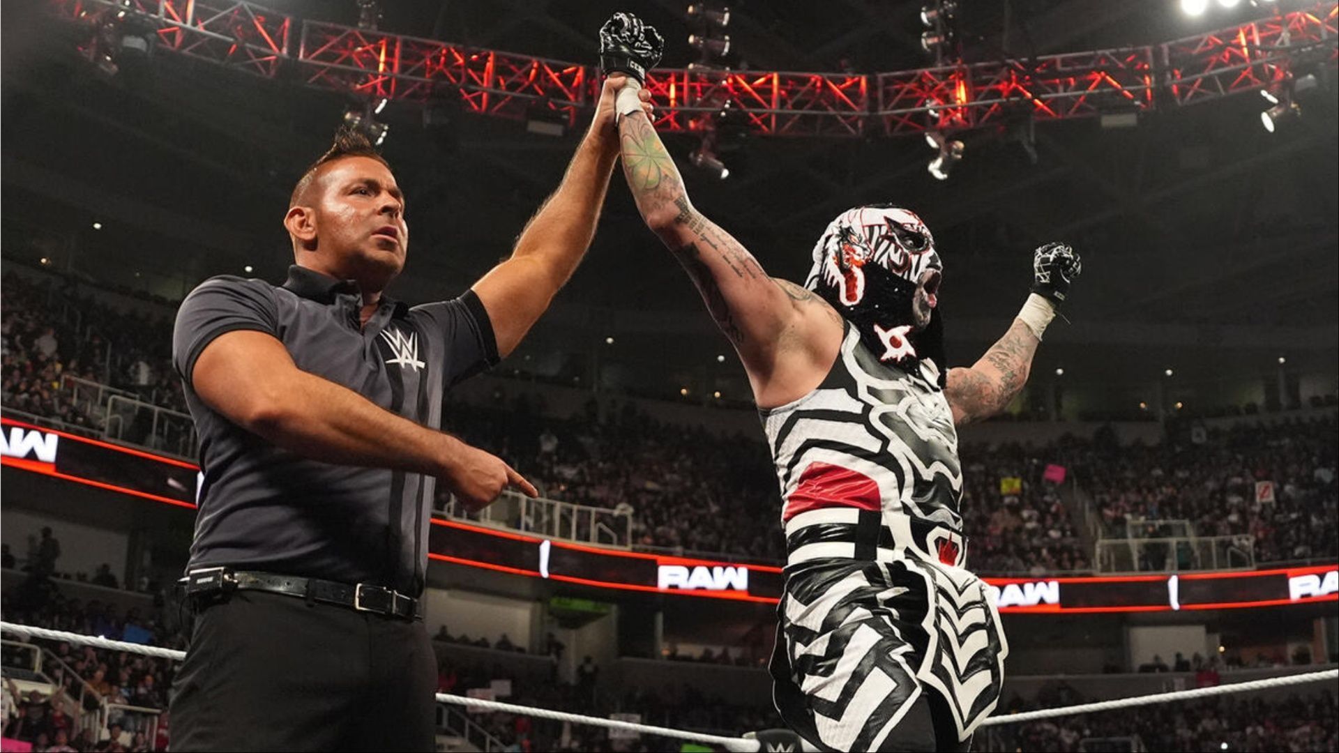 Penta won his WWE debut on RAW. (Photo: WWE.com)