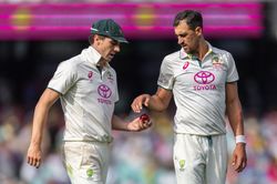 “Now Pat and I fight over who’s going to bat No. 9” - Mitchell Starc’s hilarious comment on Australia skipper ahead of SL vs AUS 2025 Tests