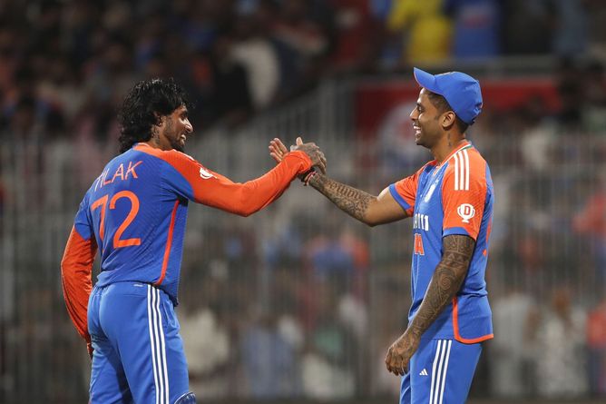 “He’s going to eat my ears for next two days” - Suryakumar Yadav makes a hilarious comment after thrilling finish in IND vs ENG 2025 2nd T20I