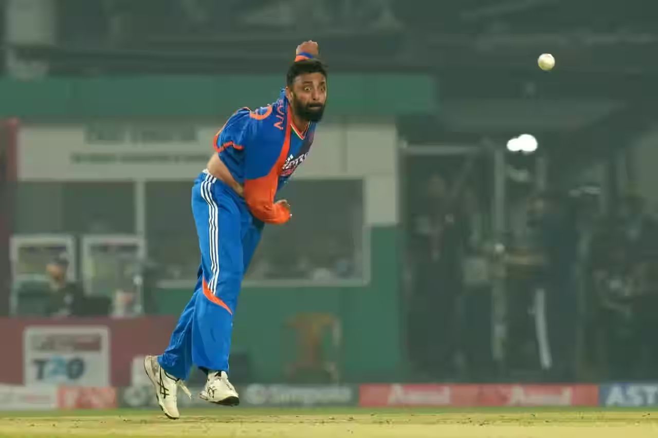 Varun Chakaravarthy picked up a three-wicket haul in the first T20I against England. [P/C: BCCI]