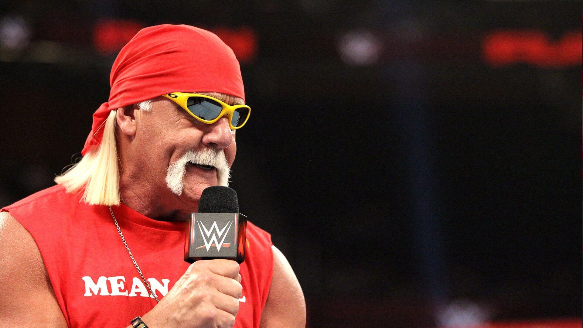 Hulk Hogan was booed on RAW