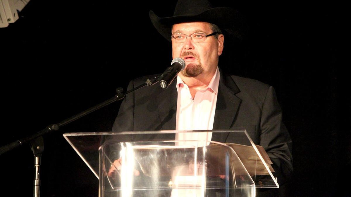 Legendary commentator Jim Ross [Image Credit: wwe.com]