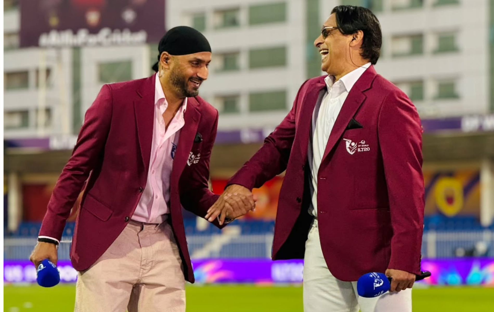 Harbhajan Singh (left) and Shoaib Akhtar. (Pic: Instagram/imshoaibakhtar) 