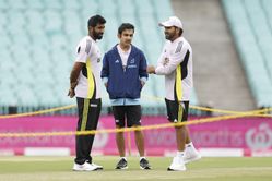 "Which of the 2 can become the captain?" - Aakash Chopra gives his pecking order for India's future Test captain post BGT 2024-25