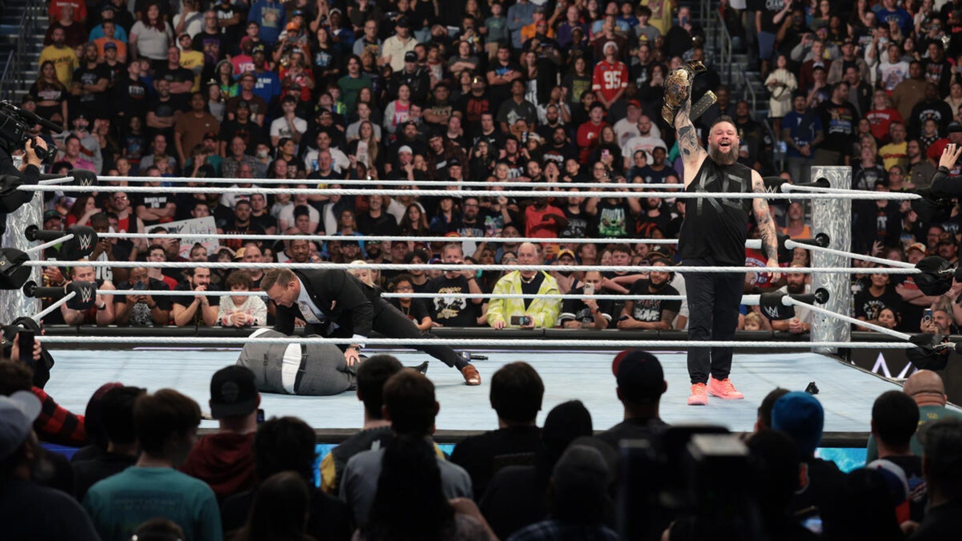 Kevin Owens poses with the Winged Eagle Championship after attacking Cody Rhodes (Image via WWE.com)