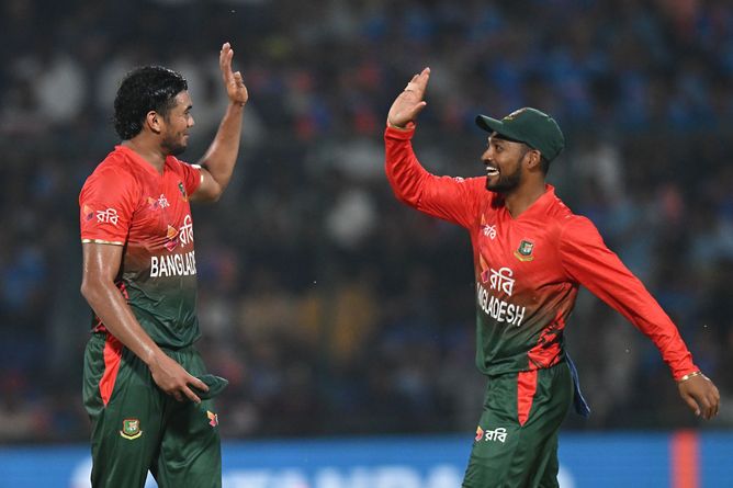 "If the cheque bounces like this wicket, we're in trouble" - Taskin Ahmed after BCB decides to take action against Durbar Rajshahi over unpaid dues