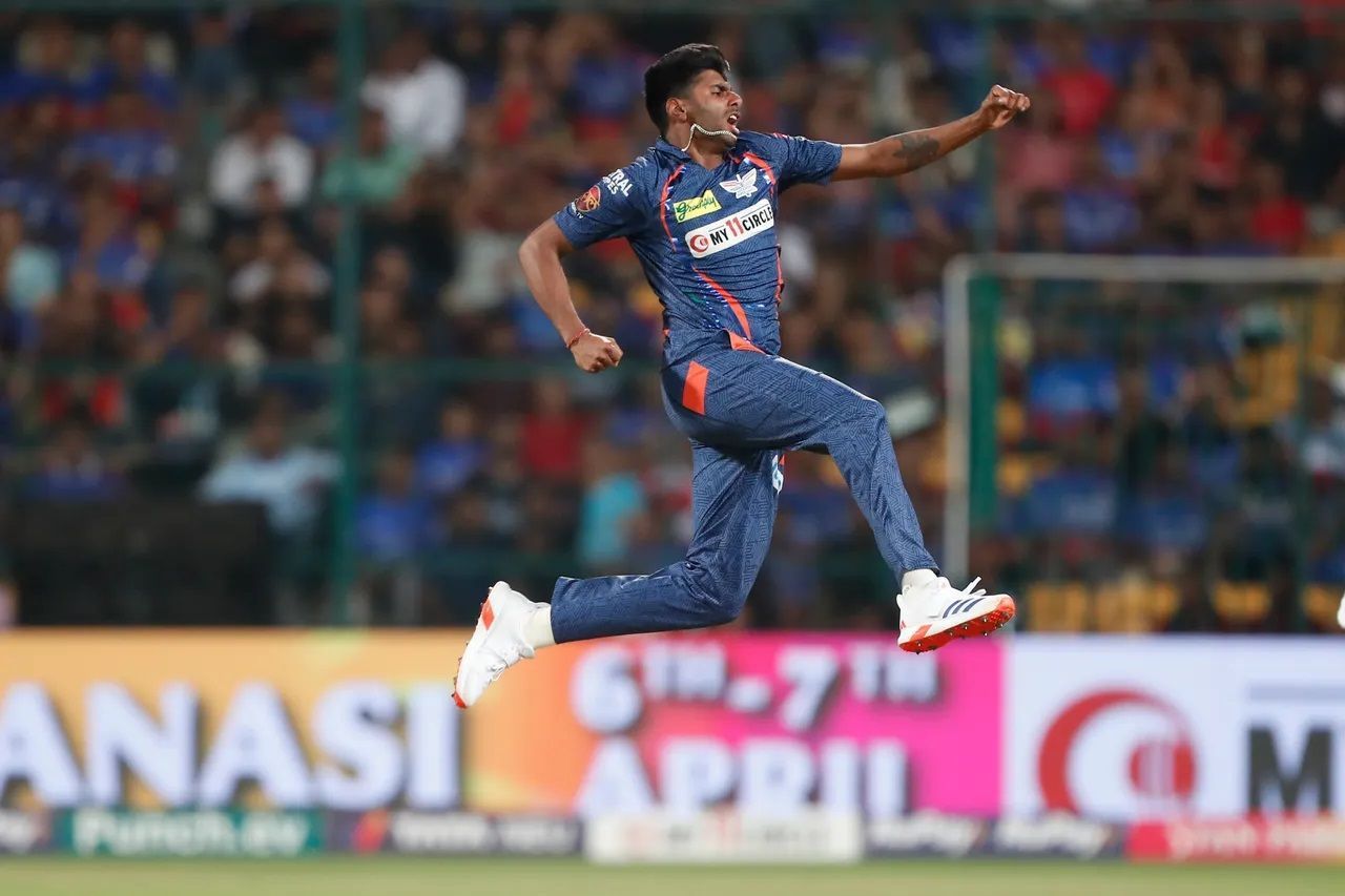 Mayank Yadav is one of the promising bowlers in LSG&#039;s lineup. [P/C: iplt20.com]