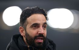 "Should be sold for this alone", "Would look out of place in a local 5-a-side" - Fans slam Manchester United star after loss to Brighton