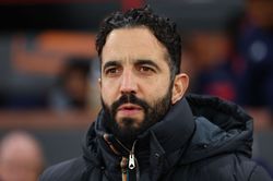 Manchester United interested in signing ex-Lionel Messi Barcelona teammate in surprise January deal: Reports