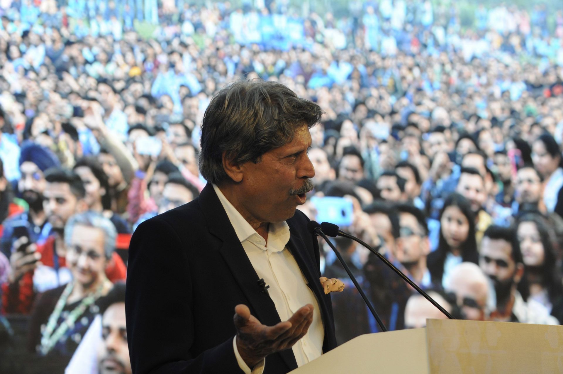 Recipients of HCL Grant 2020 Felicitated by Kapil Dev - Source: Getty