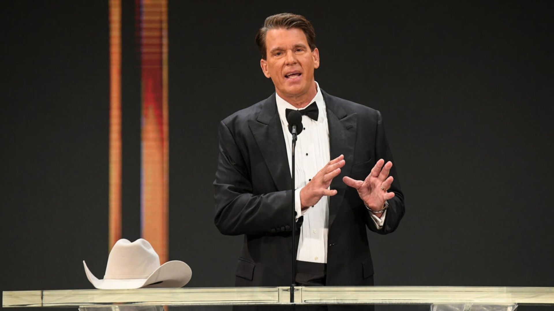 JBL is a WWE Hall of Famer (Image via WWE.com)