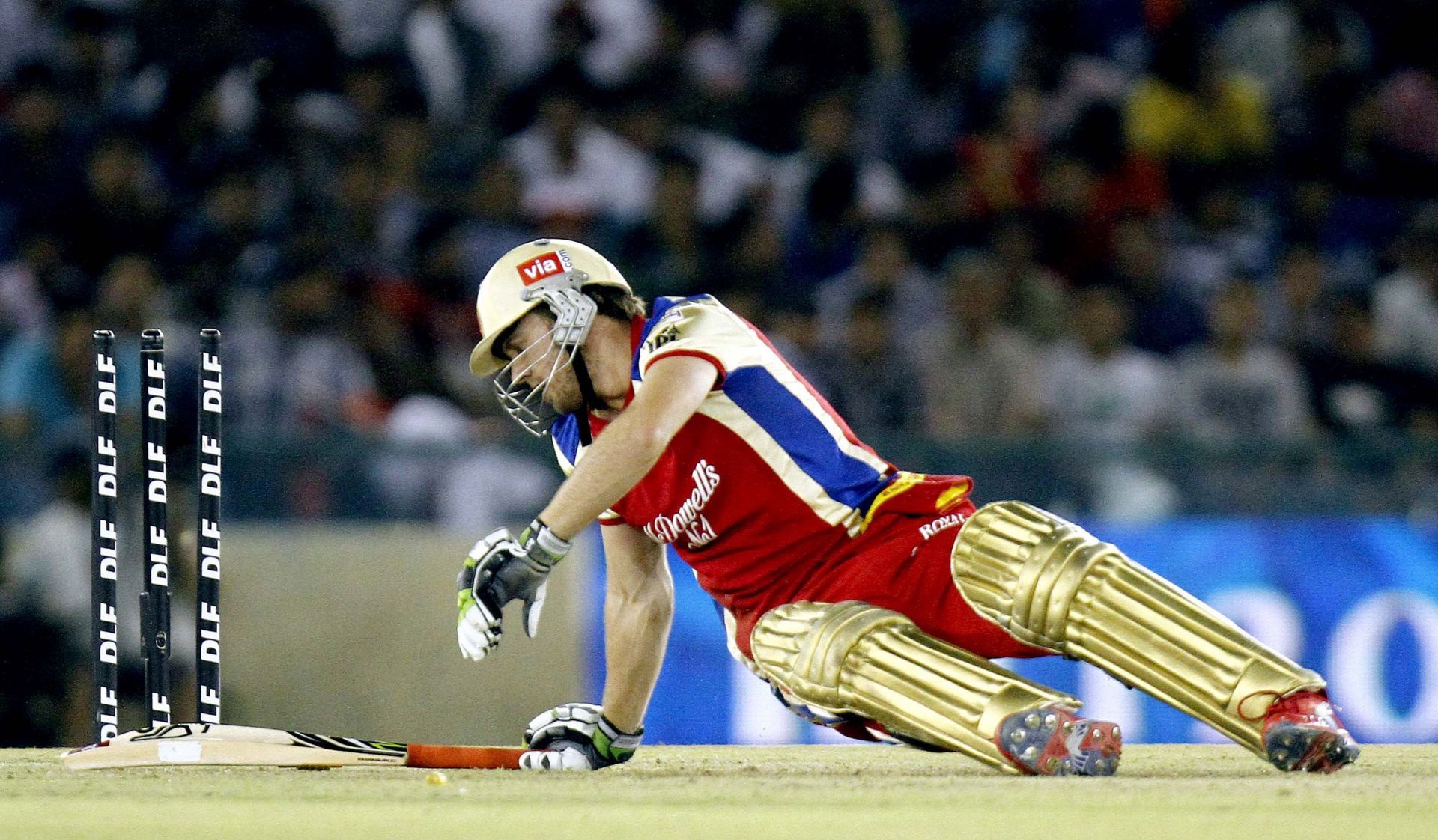 Even AB de Villiers could only do so much in such little time at the crease. [Credit: Getty]