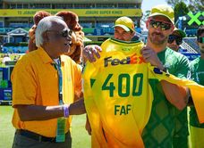 Faf du Plessis presented with special jersey ahead of his landmark T20 in JSK vs SEC SA20 2025 game [In Pictures]