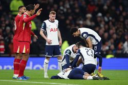 Tottenham star Rodrigo Bentancur shares update after being stretchered off on oxygen support due to awkward injury in EFL win over Liverpool
