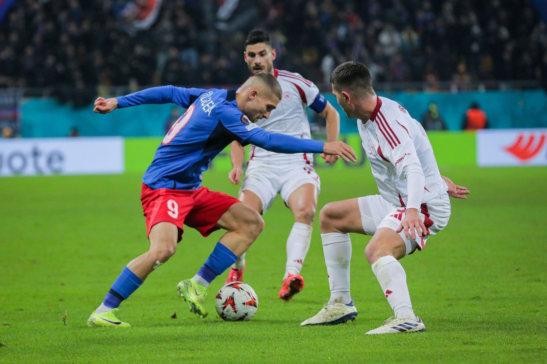 Fotbal Club FCSB v Olympiacos FC - UEFA Europa League 2024/25 League Phase MD5 - Source: Getty