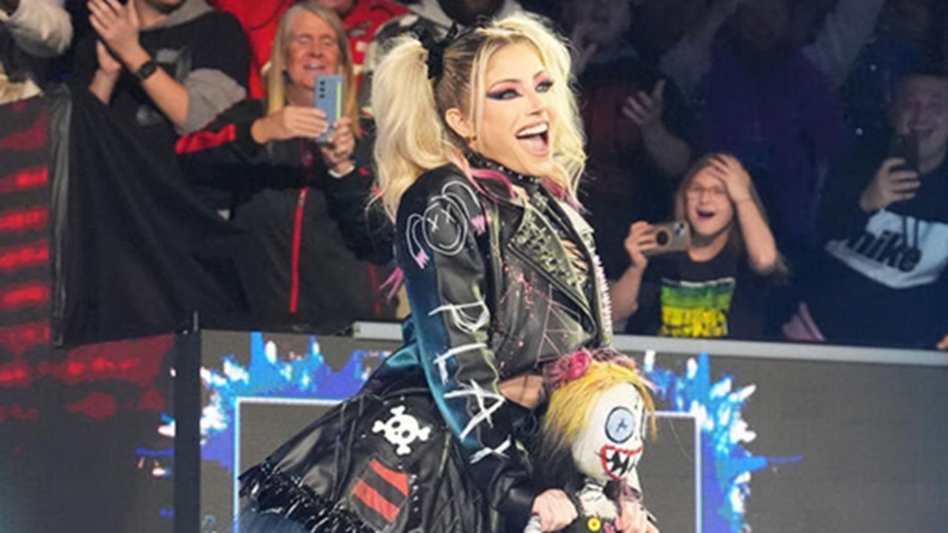 Alexa Bliss has returned! (image via WWE)