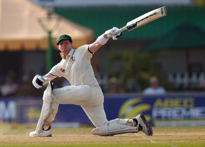 "He's got some nice teeth" - Teammate's hilarious comment on Steve Smith attempting reverse sweep without a helmet in SL vs AUS 2025 2nd Test