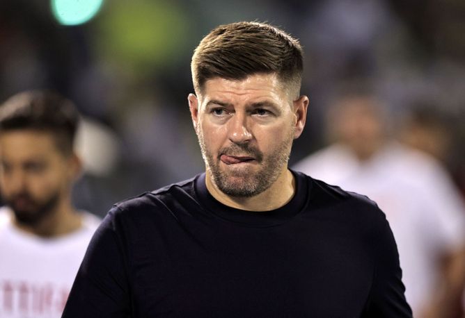 “When I went into the Liverpool dressing room, I was terrified” - Ex-Liverpool star opens up on ‘being scared’ of what Steven Gerrard might think