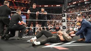 WWE WrestleMania में होने वाले वर्ल्ड हैवीवेट टाइटल मैच का नतीजा आया सामने? दिग्गज की भविष्यवाणी