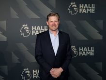 “He no longer has that energy” - Peter Schmeichel delivers worrying verdict on Manchester United star; picks club he should join next