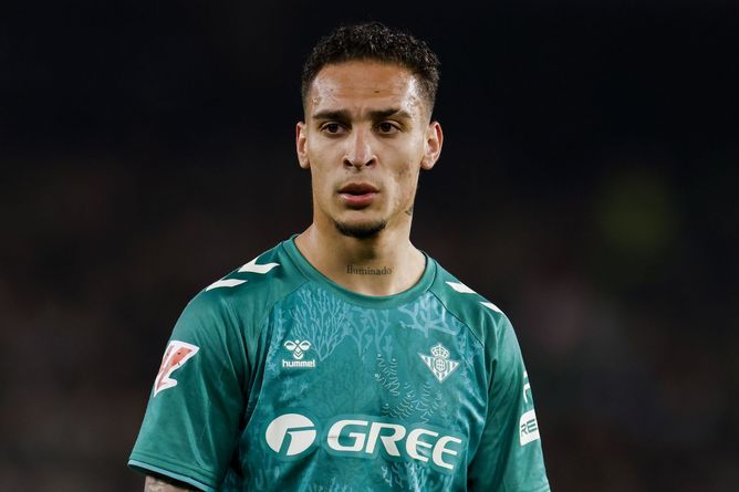 Manchester United loanee Antony nominated alongside Real Madrid superstar for February's LaLiga Player of the Month award