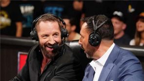 Unexpected name replaces Joe Tessitore on WWE SmackDown's commentary team alongside Wade Barrett