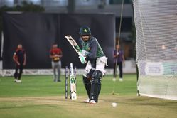 5 experts who slammed Babar Azam's knock in PAK vs NZ 2025 Champions Trophy opener ft. Cheteshwar Pujara