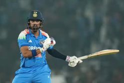 "What do you do now?" - Aakash Chopra on KL Rahul failing at No. 6 in first 2 IND vs ENG 2025 ODIs