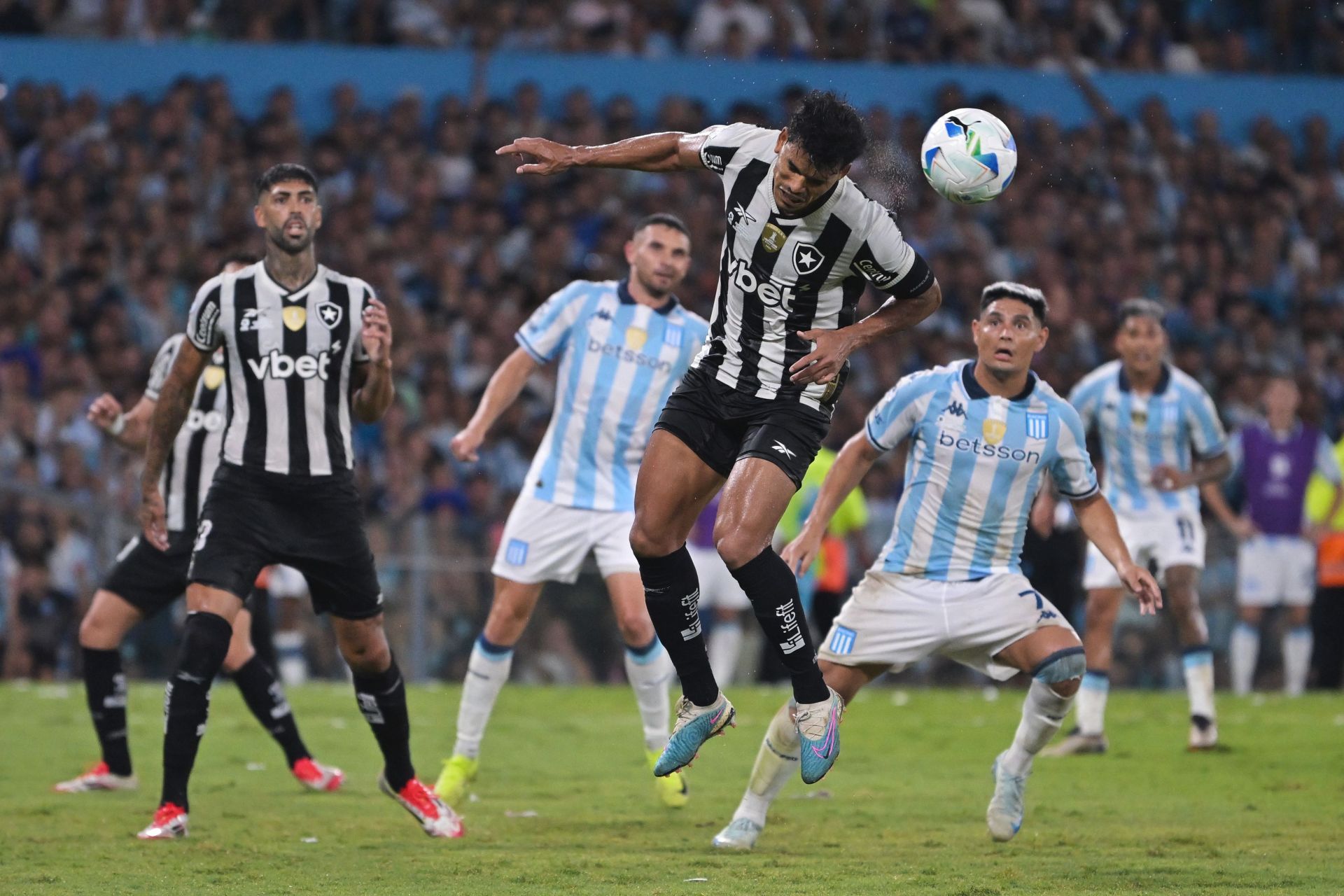 Racing Club v Botafogo - Recopa Sudamericana 2025 - Source: Getty