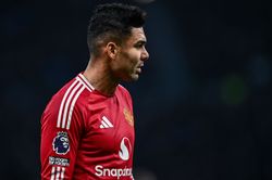 Manchester United want to sign 21-year-old PL star as potential replacement for Casemiro in the summer: Reports