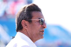 "He is special": Wasim Akram heaps praise on Team India star after BAN vs IND 2025 Champions Trophy clash