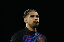 “Shows you the ball, then hides it” - Ronald Araujo names Barcelona teammate who is toughest to face in training