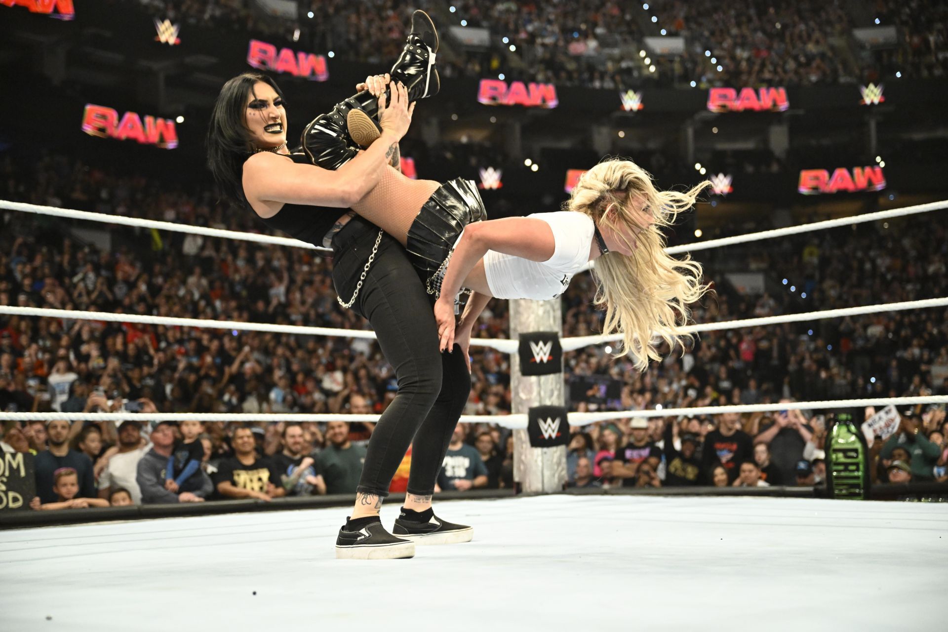 Monday Night RAW - Source: Getty