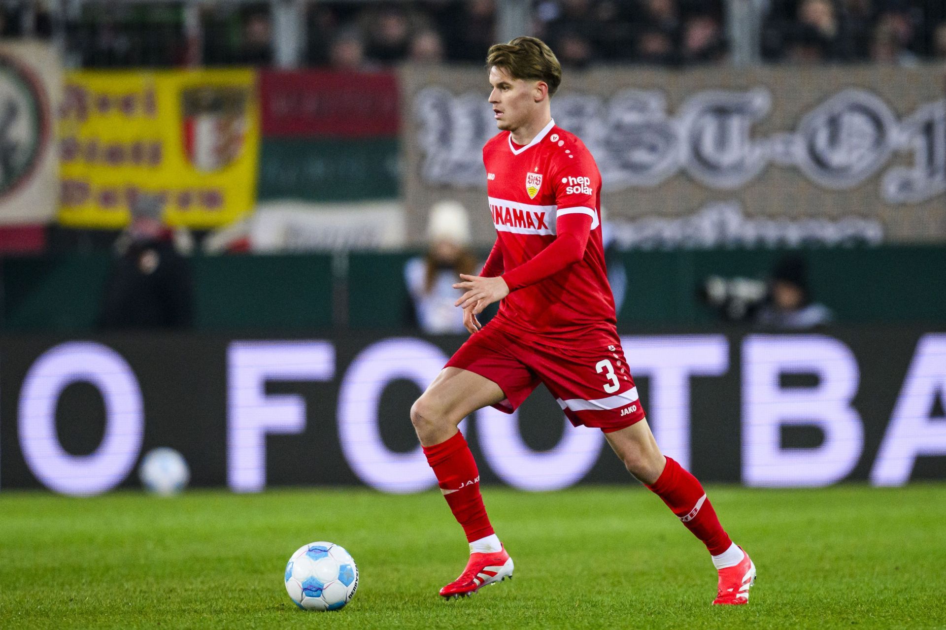 FC Augsburg - VfB Stuttgart - Source: Getty