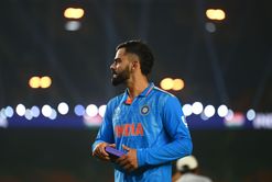 "Kohli ki bat de de mere bhai" - Fan hilariously tells Indian cricketer during IND vs ENG 2025 T20I series [Watch]
