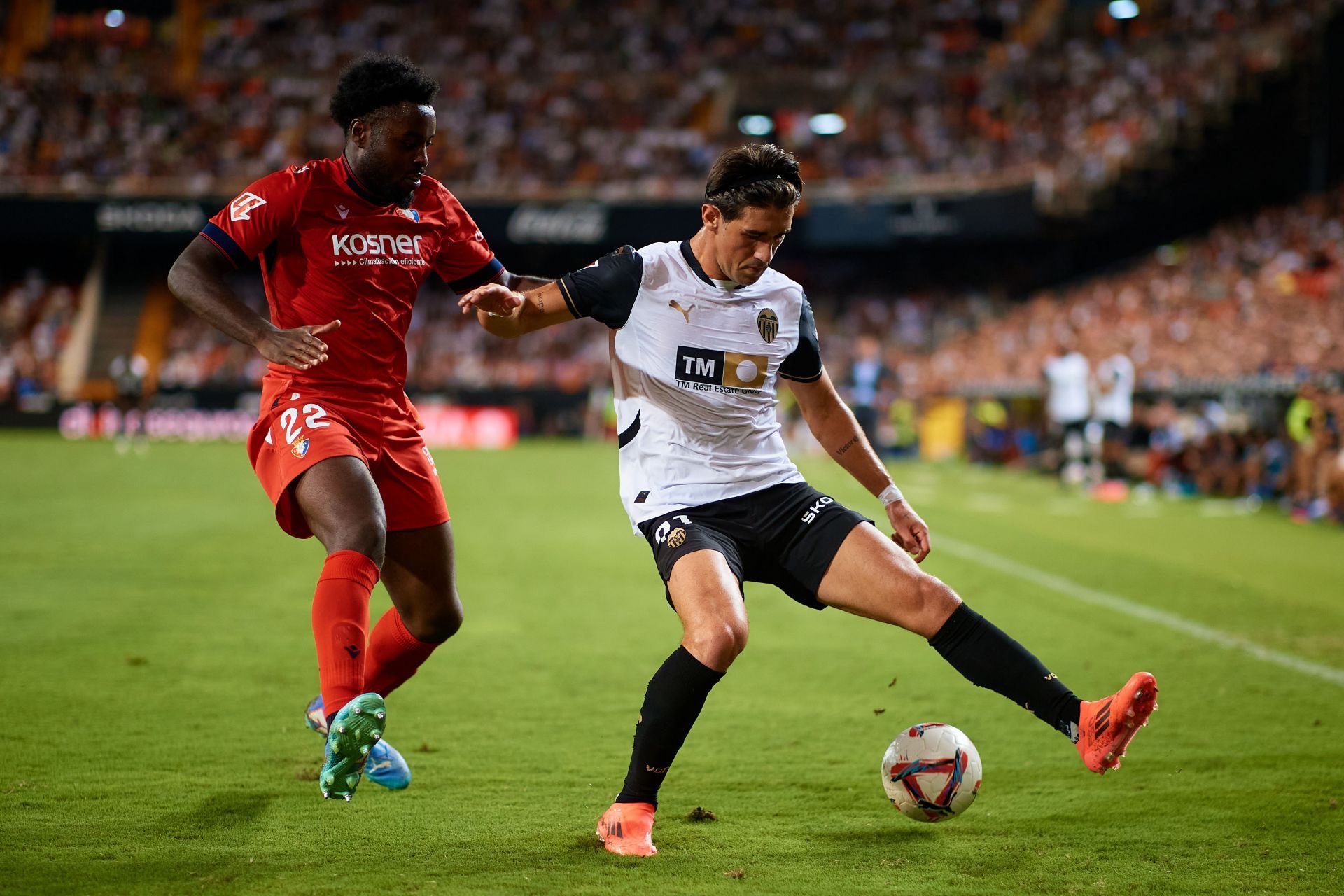 Valencia CF v CA Osasuna - LaLiga EA Sports - Source: Getty