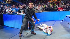 Logan Paul hurls massive insults at the WWE Universe