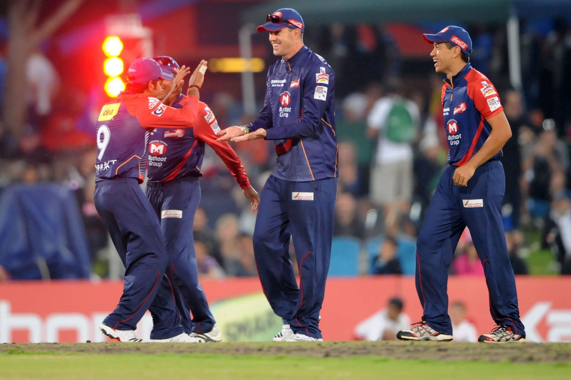 CLT20 2012 Match 2 Group A - Kolkata Knight Riders v Delhi Daredevils - Source: Getty