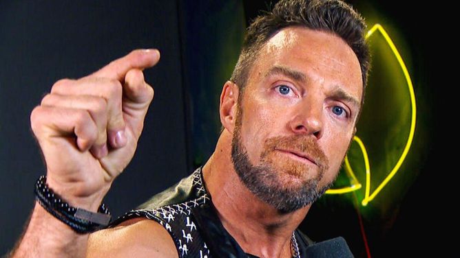 "It's about two guys that hate each other in real life" - Analyst on LA Knight potentially facing ex-WWE Champion at WrestleMania 41