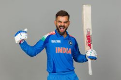 Virat Kohli gives autographs to fans and interacts with them ahead of ICC Champions Trophy 2025 [Watch]