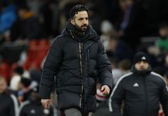"Only attacking player who makes things happen" "The difference maker" - Fans praise Manchester United star after 2-1 win over Leicester