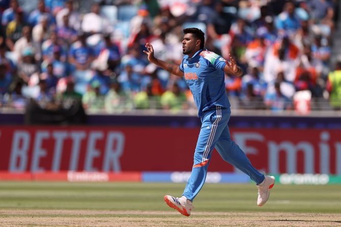 Harshit Rana unimpressed by Mohammad Rizwan's shoulder-barge while running between the wickets during IND vs PAK CT 2025 clash [Watch]
