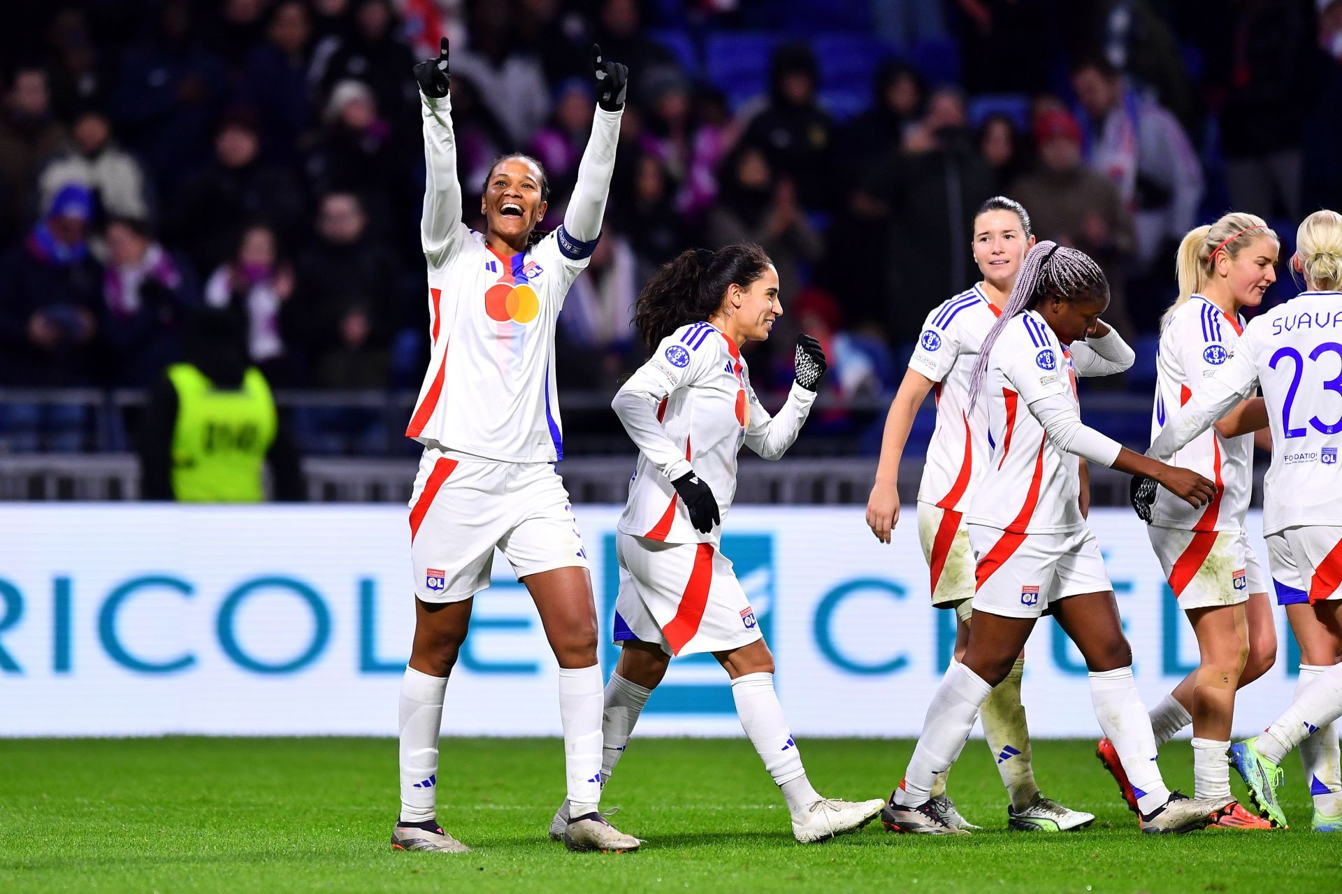 Olympique Lyonnais v AS Roma - UEFA Women