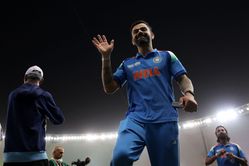 Virat Kohli's special celebration for Anushka Sharma near boundary line after 2025 Champions Trophy semifinal win goes viral [Watch]