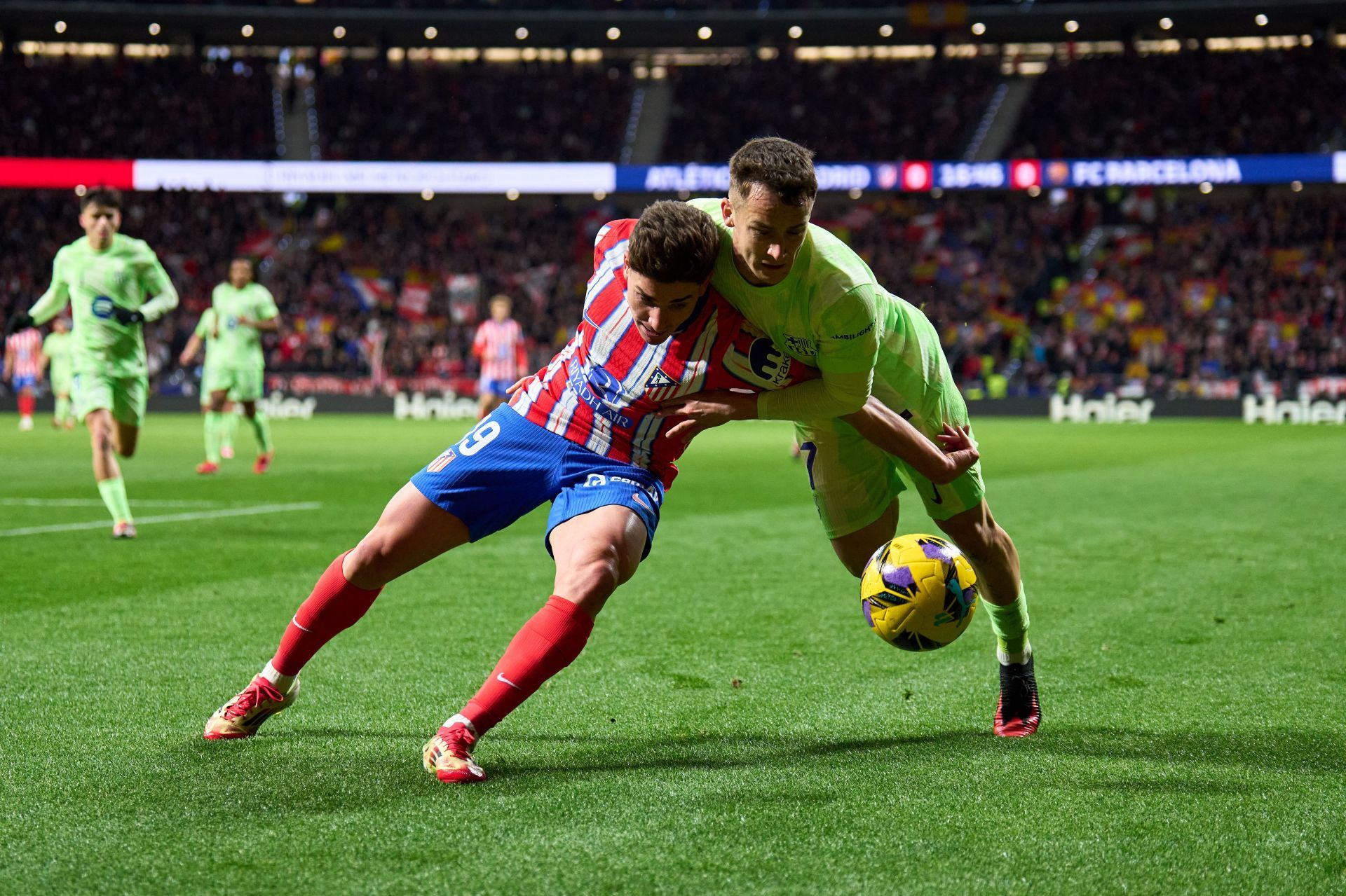 Atletico de Madrid v FC Barcelona - La Liga EA Sports - Source: Getty