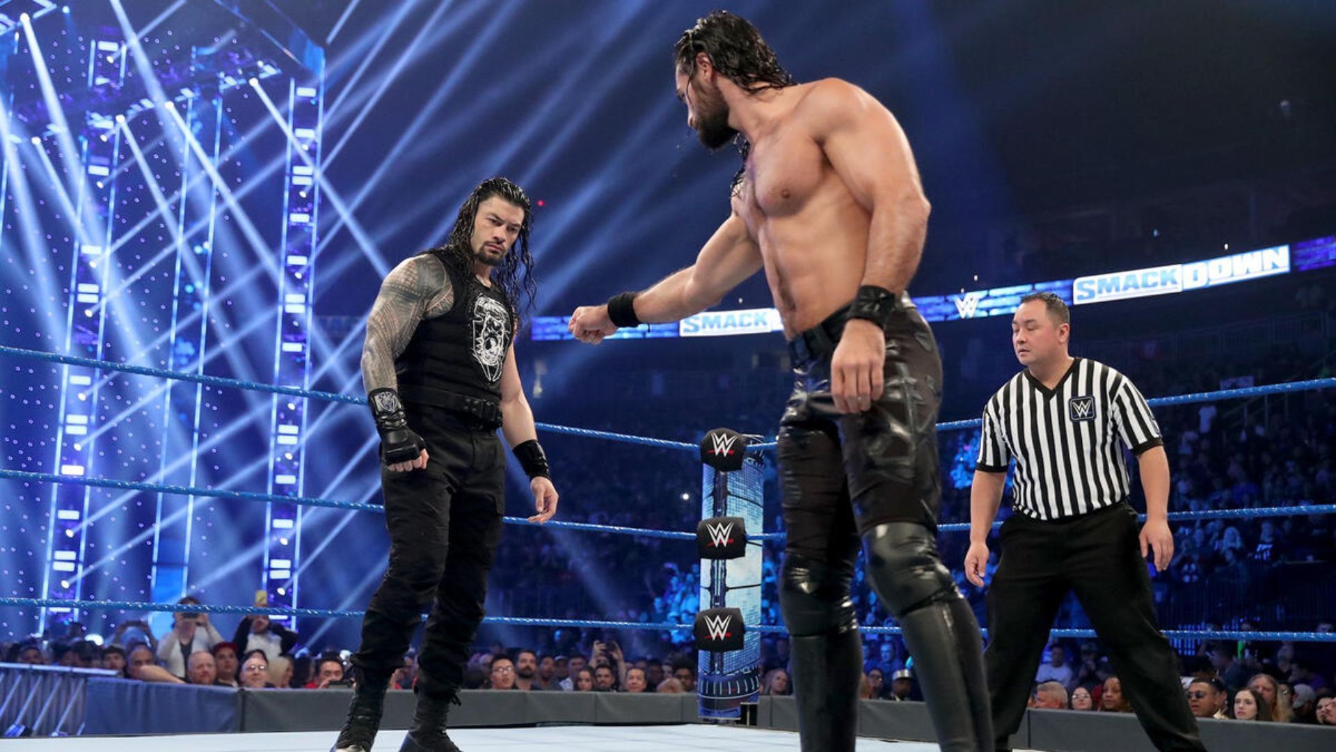 Roman Reigns and Seth Rollins on SmackDown [Image Credits: WWE.com]