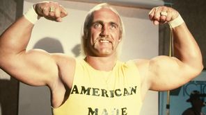 WWE legend denies he wanted to replace Hulk Hogan (Exclusive)