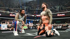50-year-old former WWE Superstar sends a message to The Usos after their reunion on RAW